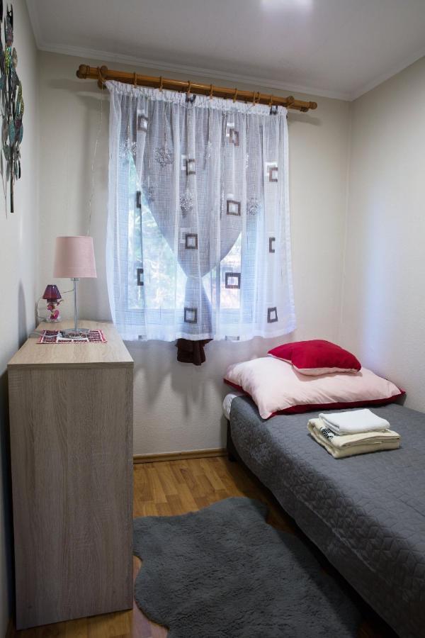 Fuege-Fa-Haz Vasarosnameny - Gergelyiugornya Apartment ภายนอก รูปภาพ